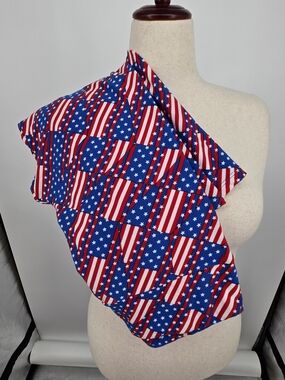 LuLaRoe Patriotic Flag Print Leggings - Red, White & Blue Tall & Curvy 6637